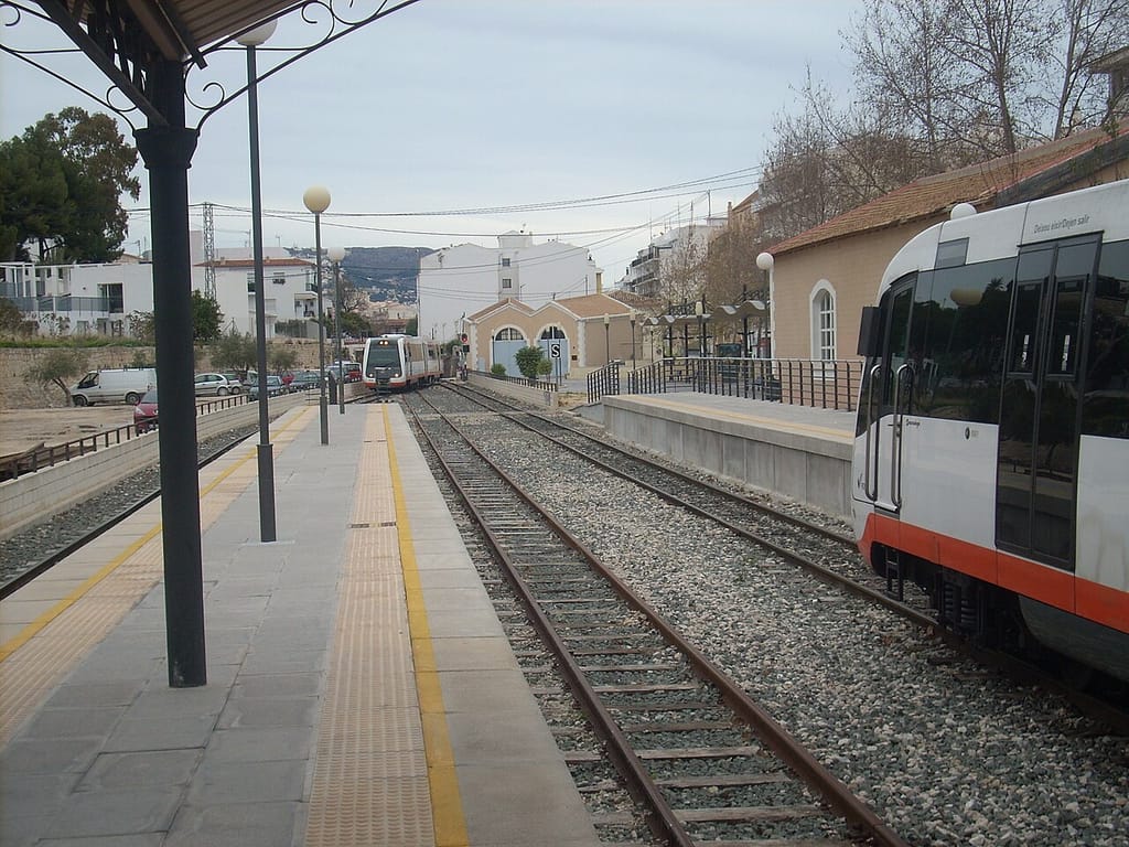 Parada de taxi Altea — Estación TRAM (L9)