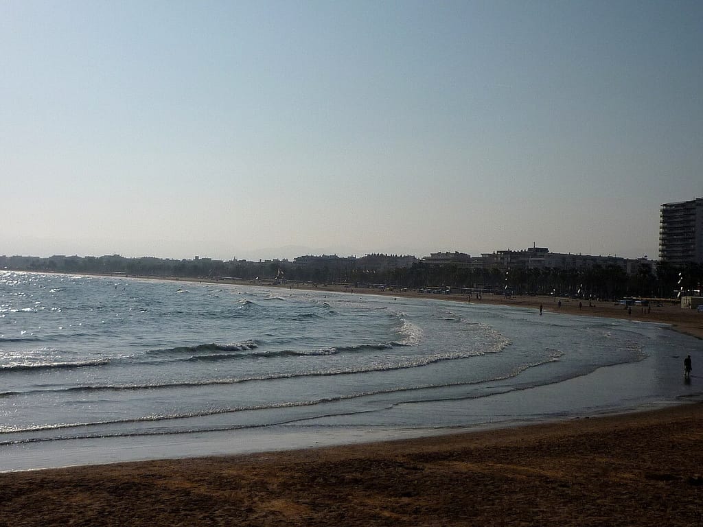 Parada de taxi Salou — Avenida Carles Buïgas (ocio)