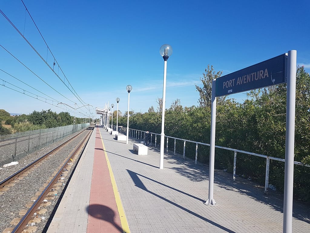 Parada de taxi Salou — Estación PortAventura